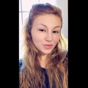 Meet your Posher, Alexandria